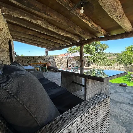 Holiday home Geoda Fornillos -refugio En Arribes Del Duero *